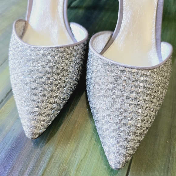 Adrianna Papell Hadleigh Heels - Picture 3 of 8